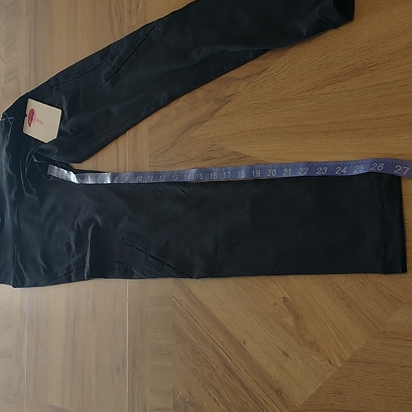 Yoga-Lic-Ious High Waisted Side Peek Yoga Pants XS Black - Picture 7 of 14